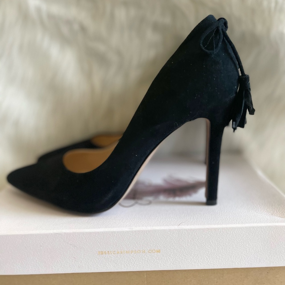 4” Black Jessica Simpson Tassel Pump